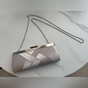 Elegant Silver Satin Cross-Weave Clutch with Chain Strap